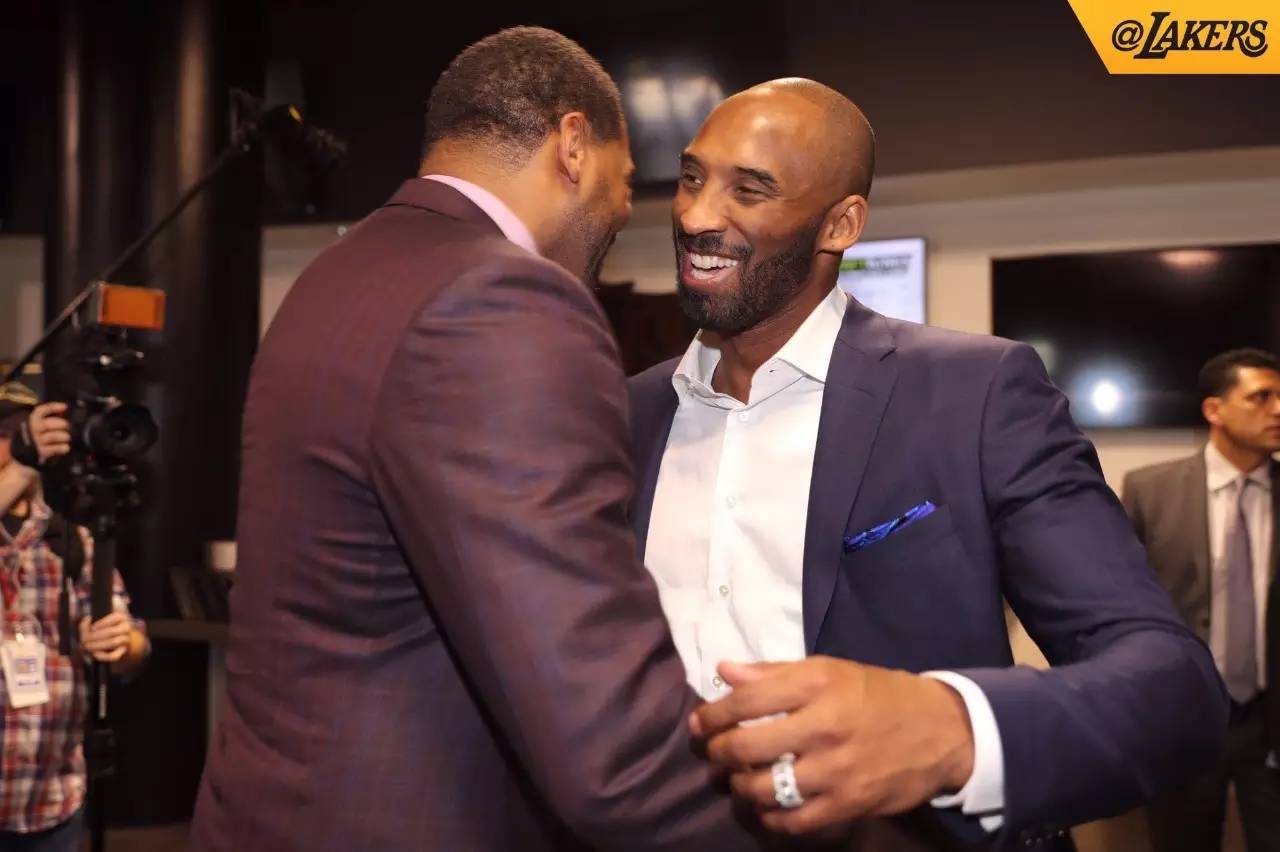 NBA菜鸟观察站：弗拉格42分打出生涯代表作，鹈鹕新基石浮现（NBA新秀观察：弗拉格轰下42分封神一战，鹈鹕未来基石呼之欲出）