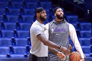 阿莱格里：没给弟媳打电话；缺中锋？现在意甲头号射手是恰20（阿莱格里：未曾致电迪马利亚；说缺中锋？如今意甲射手榜领跑的是恰20）