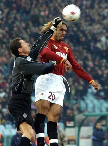 记者：申花本周二结束假期，重新集结备战今年的亚冠收官战（记者：申花将于周二收假再集结，备战今年亚冠收官战）