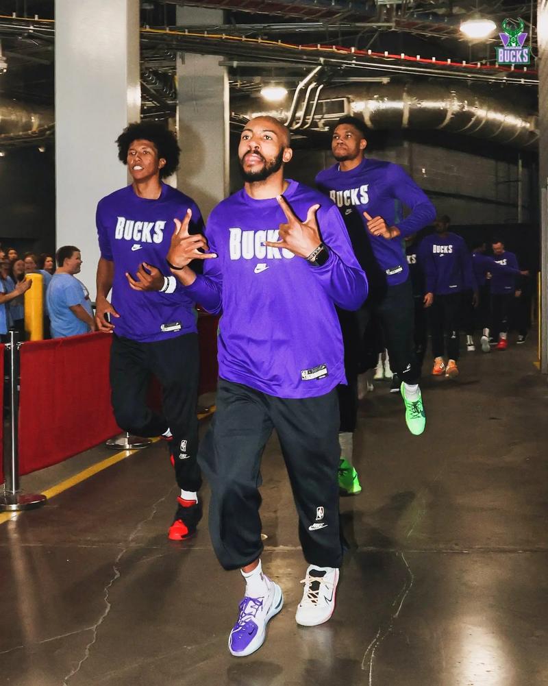 马竞客战埃因霍温：阿尔瓦雷斯搭档瑟洛特，小西蒙尼出战（马竞客场挑战埃因霍温：阿尔瓦雷斯联袂瑟洛特，小西蒙尼登场）