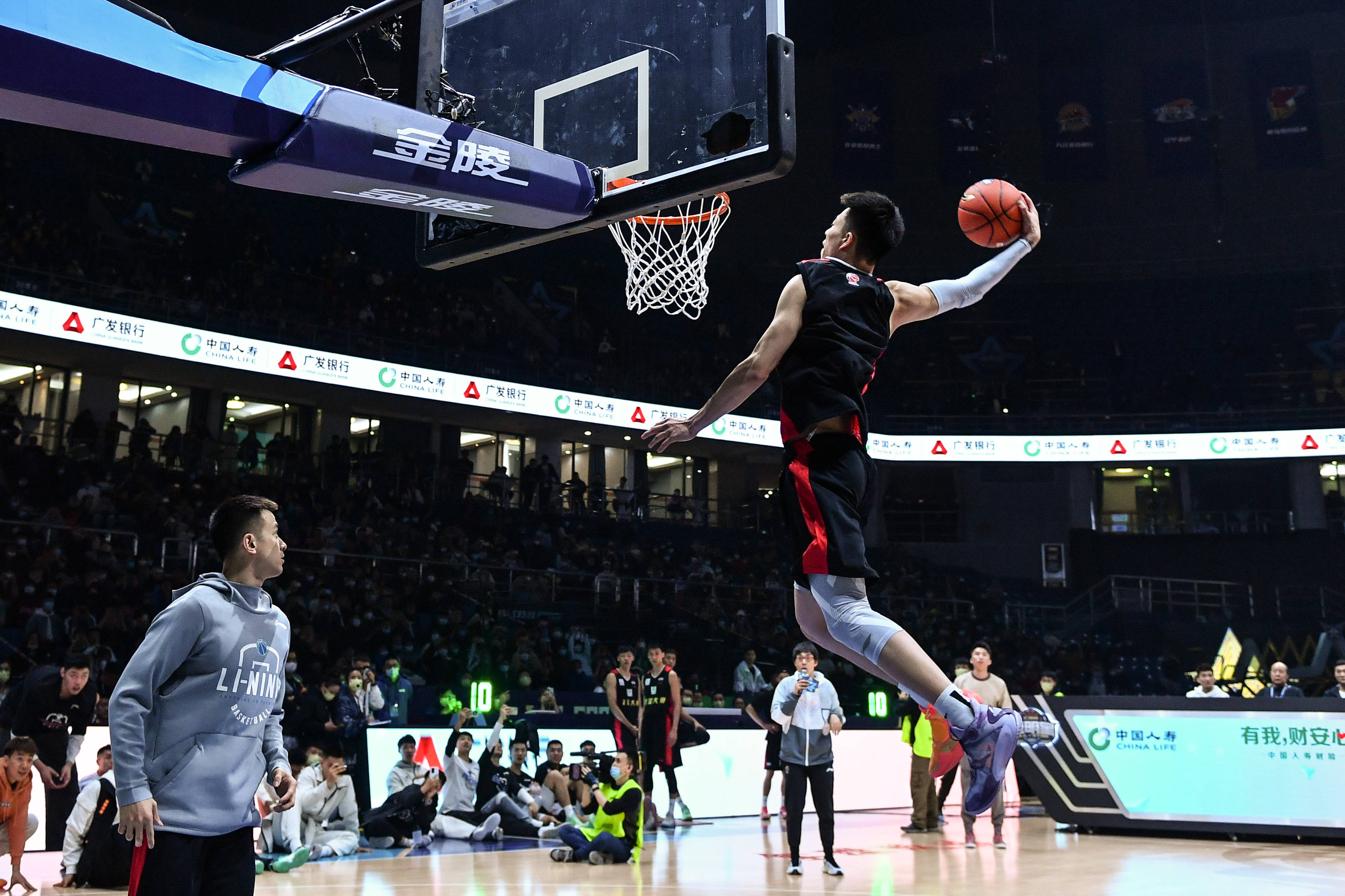 拉米罗：我相信明天工体会充满欢声笑语，冠军献给球迷们（拉米罗：坚信明日工体欢腾，冠军献礼球迷）